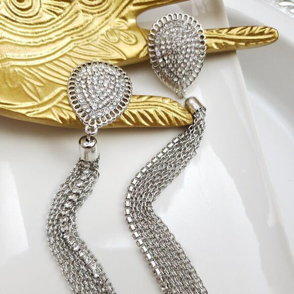 New! Zara Night Out Siler Tassel Post Earrings - Picture 2 of 13